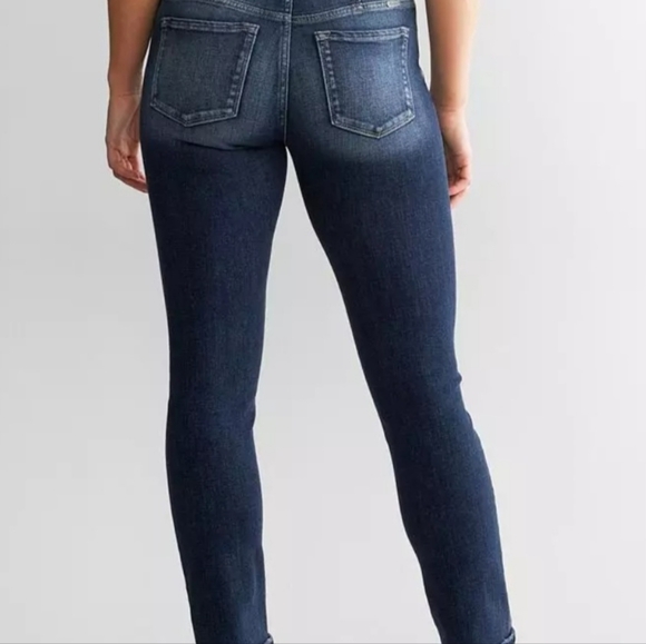 KanCan Signature Kurvy Ultra High Straight Jean Style VBK1961AT - Picture 2 of 12